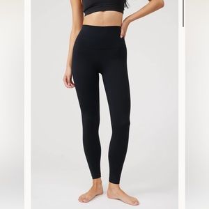 ANOTHER VERSION | Second Skin Legging